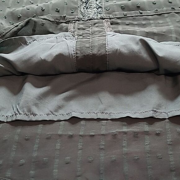 Forest green sz M sheer top, lined - Picture 11 of 11